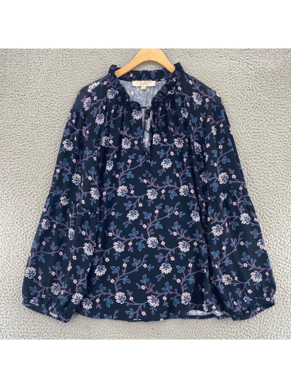 LOFT Top Womens Extra Large Navy Floral Ruffle Keyhole Neck Long Balloon Sleeves
